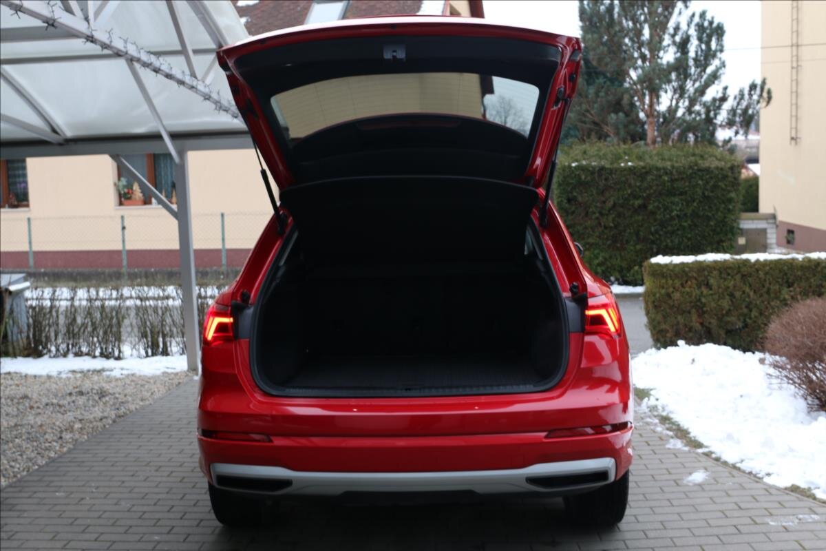 Audi Q3 SUV / Terénní 2,0 l 140 kw