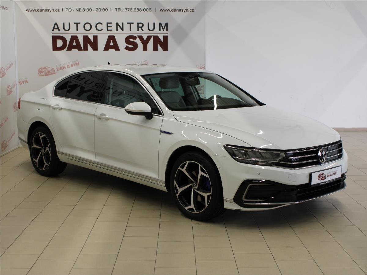 Volkswagen Passat Sedan 1,4 l 115 kw