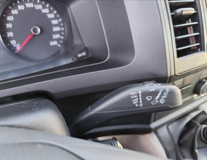 Volkswagen Transporter Ostatní 2,0 l 84 kw