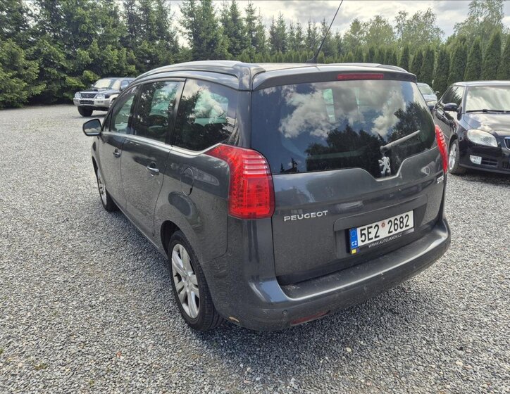 Peugeot 5008 Kombi 1,6 l 115 kw