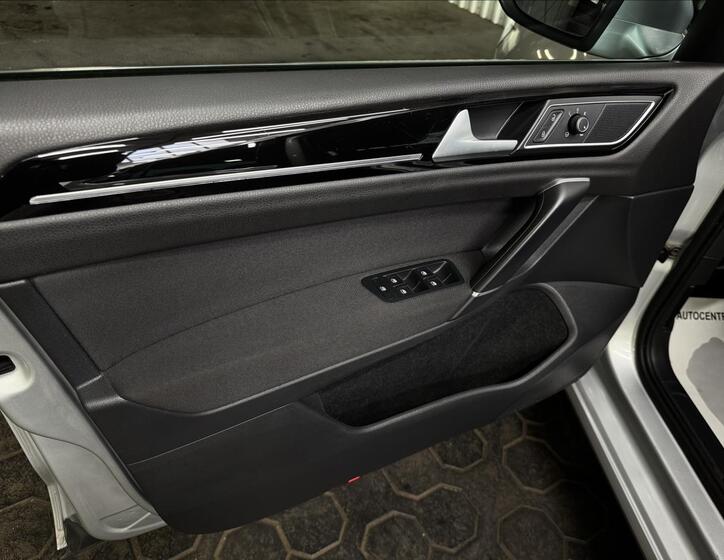 Volkswagen Golf Sportsvan 14