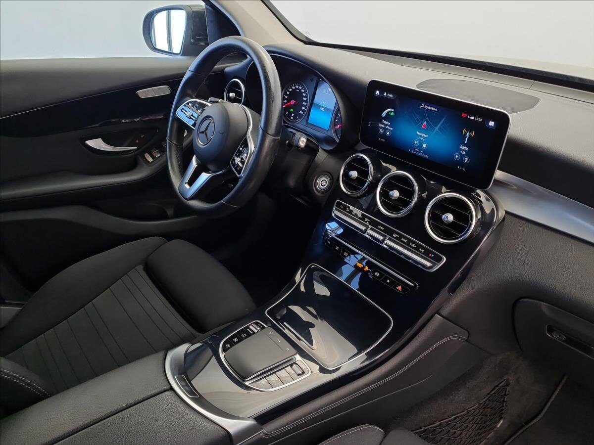 Mercedes-Benz GLC SUV 2,0 l 143 kw