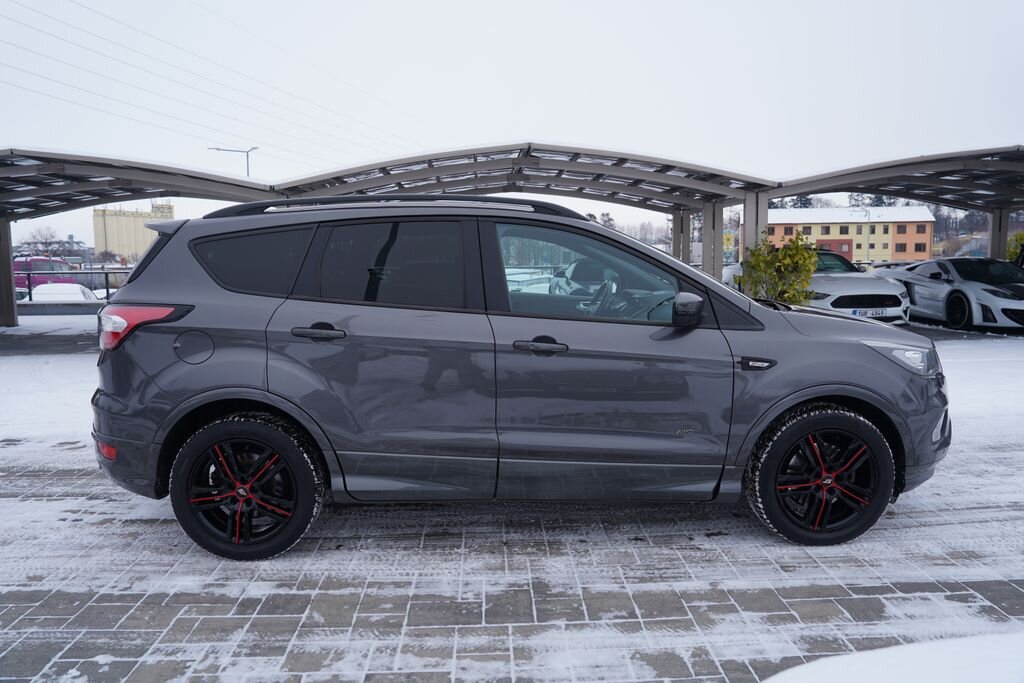 Ford Kuga SUV 2,0 l 132 kw