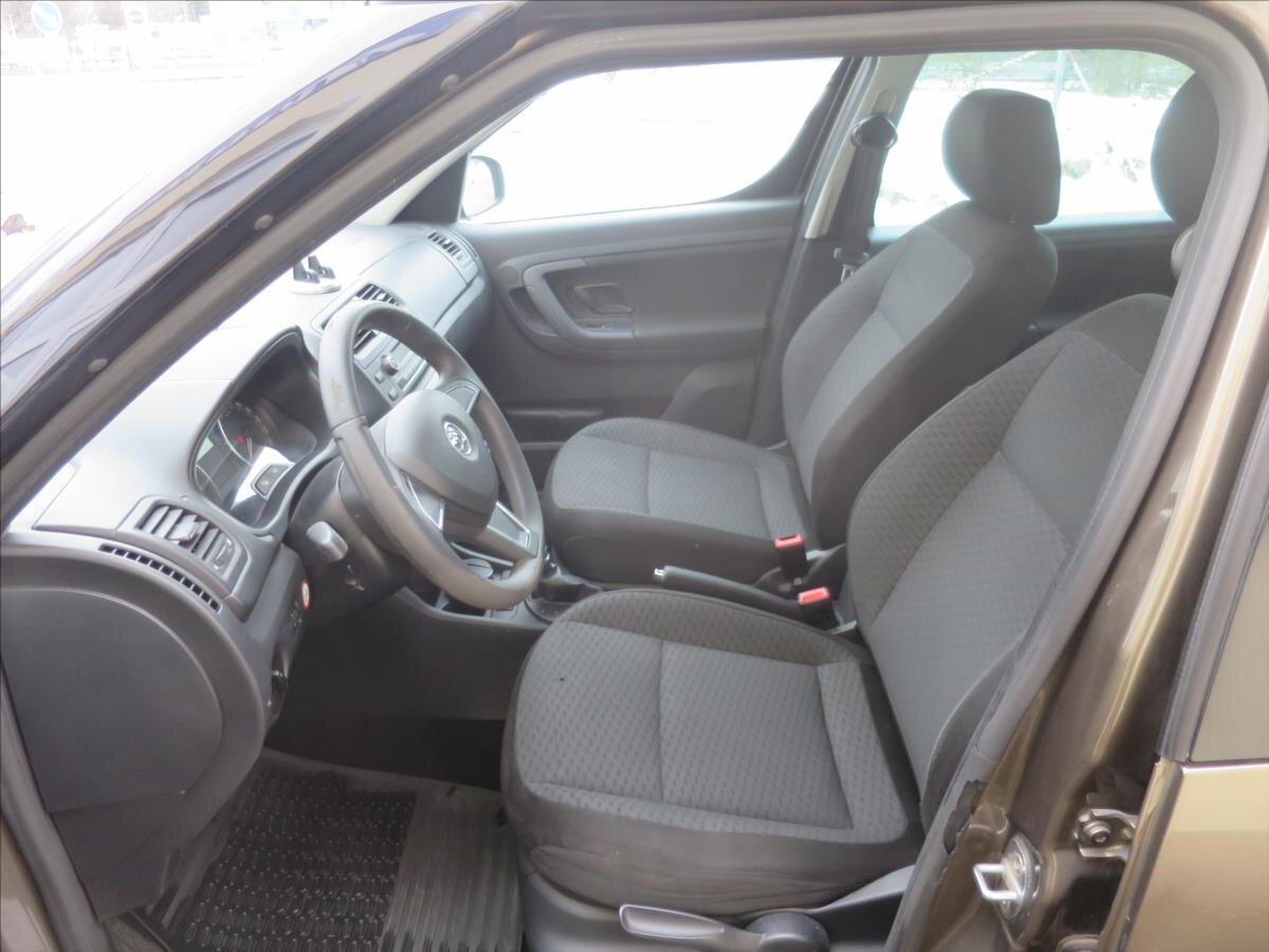 Škoda Roomster Hatchback 1,2 l 77 kw