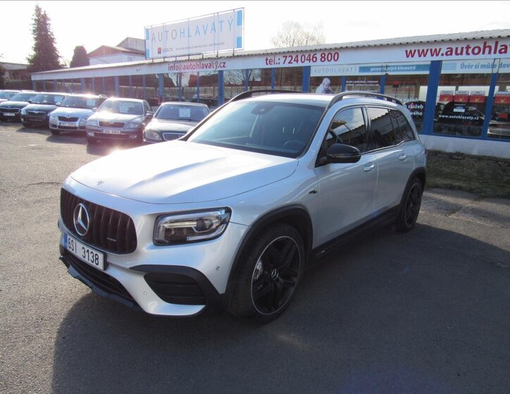 Mercedes-Benz GLB Kombi 2,0 l 225 kw
