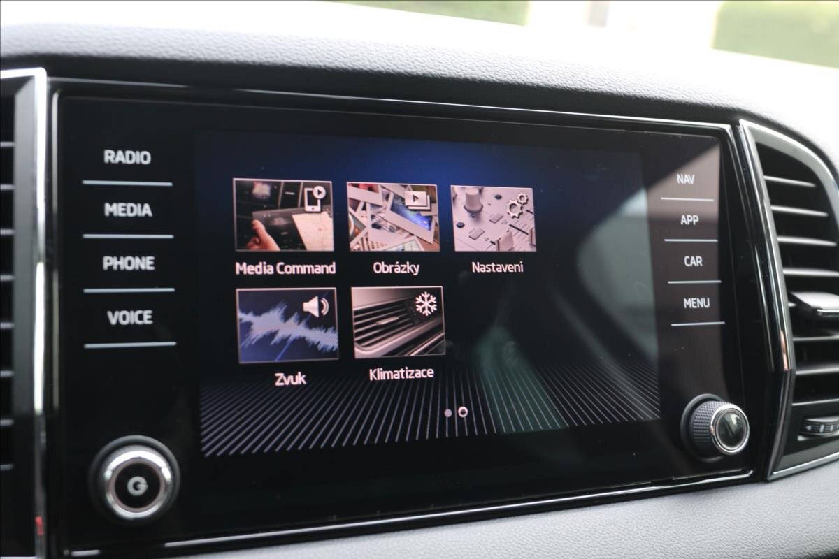 Škoda Karoq Kombi 1,6 l 85 kw