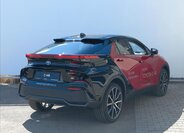 Toyota C-HR CUV 2,0 l 112 kw