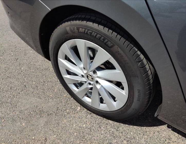 Škoda Octavia Liftback 1,5 l 110 kw