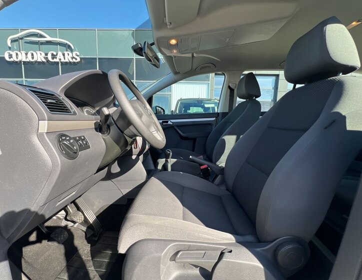 Volkswagen Touran MPV 1,2 l 77 kw