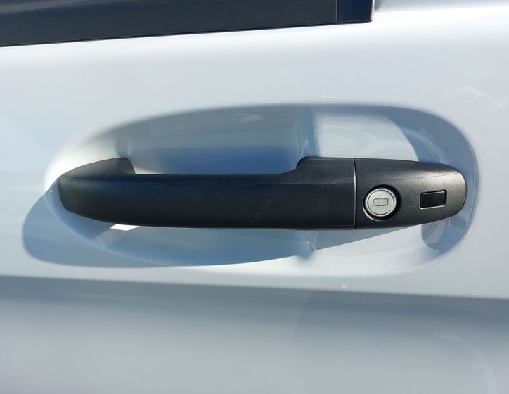 Mercedes-Benz Vito 25