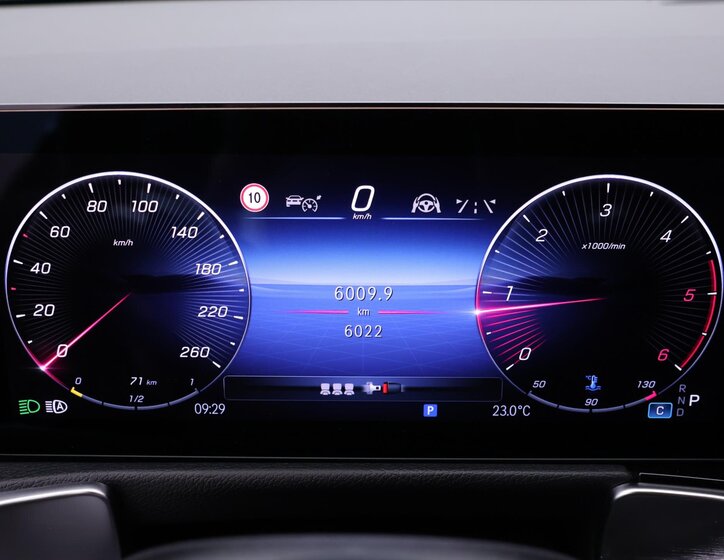 Mercedes-Benz GLB SUV 2,0 l 110 kw