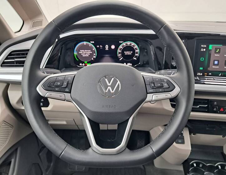 Volkswagen Multivan 6