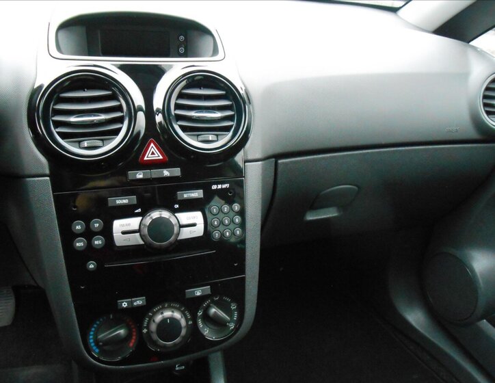 Opel Corsa Hatchback 1,4 l 64 kw