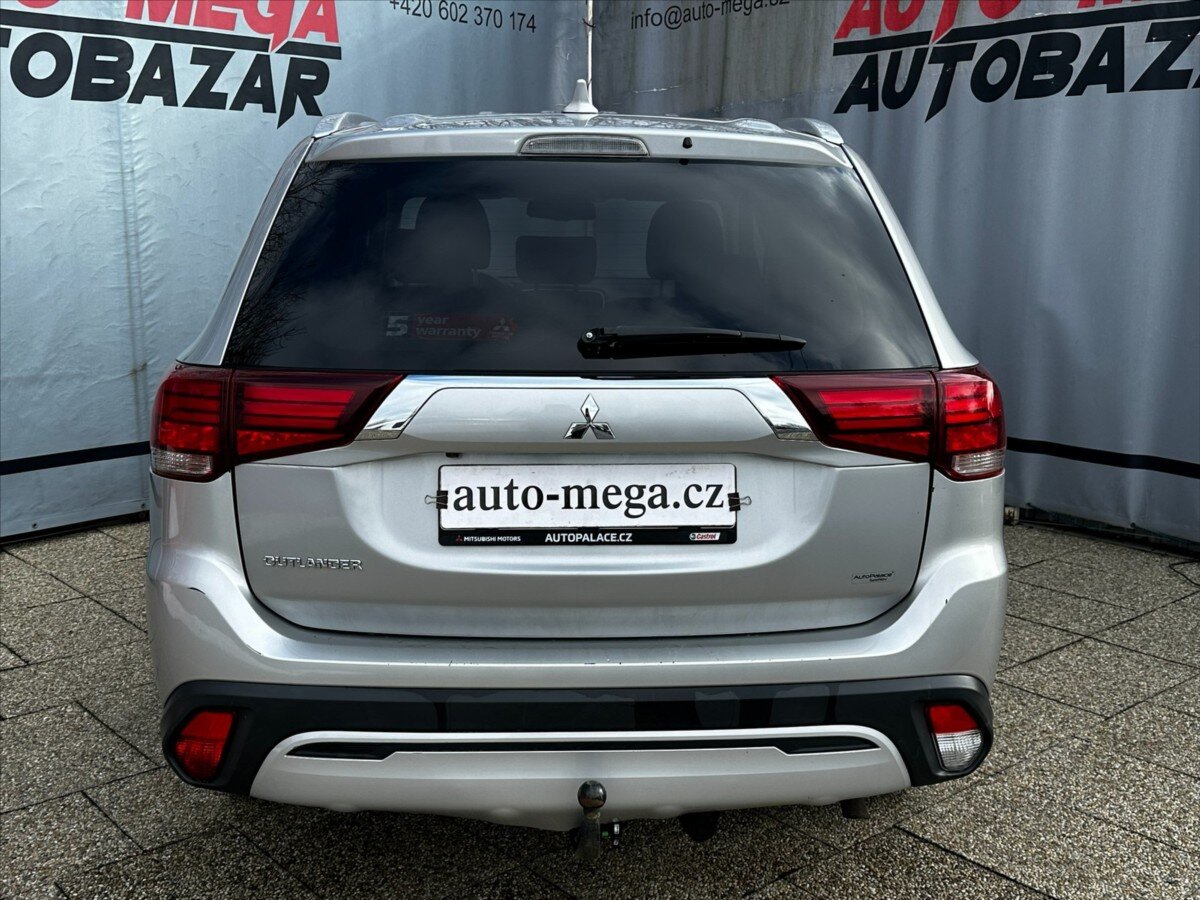 Mitsubishi Outlander Kombi 2,0 l 110 kw