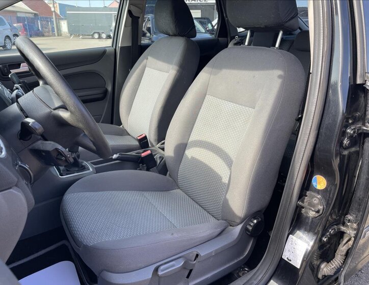 Ford Focus Hatchback 1,6 l 74 kw