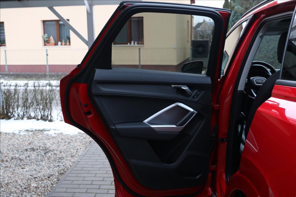 Audi Q3 SUV / Terénní 2,0 l 140 kw