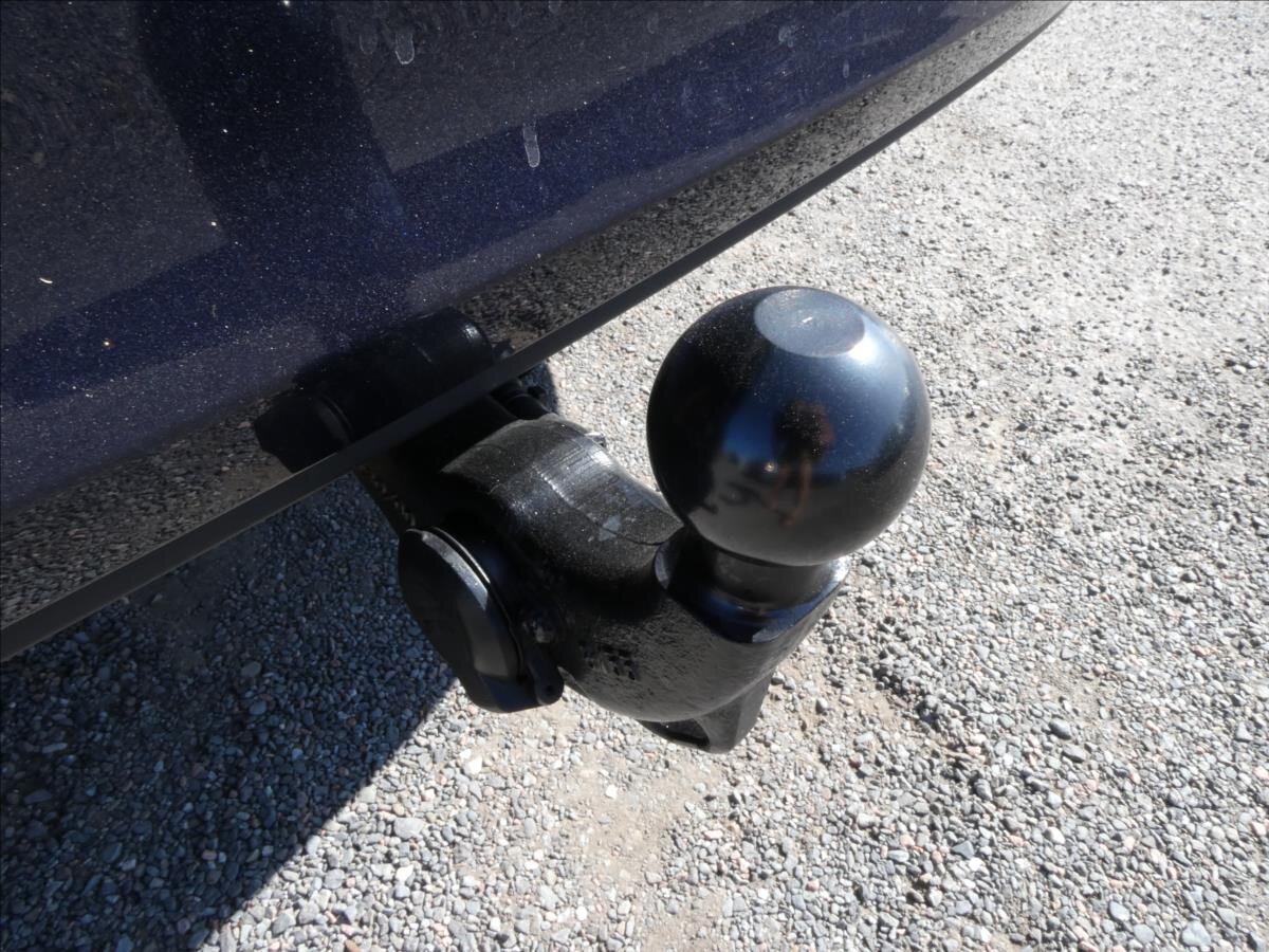 Volkswagen Golf Kombi 2,0 l 110 kw