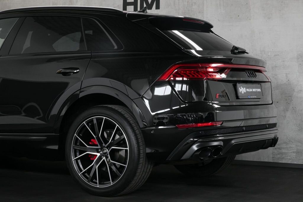 Audi SQ8 SUV 4,0 l 373 kw