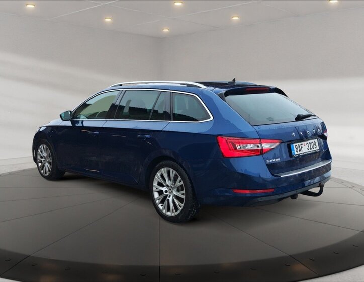 Škoda Superb Kombi 2,0 l 140 kw