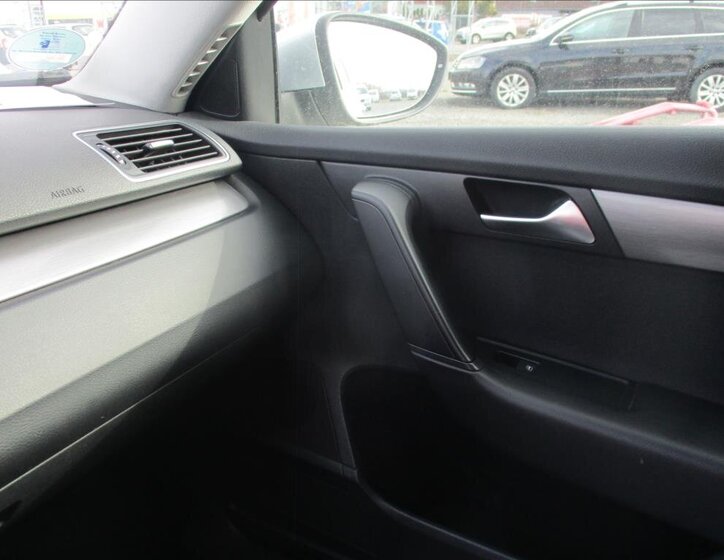 Volkswagen Passat Kombi 1,4 l 90 kw