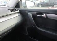 Volkswagen Passat Kombi 1,4 l 90 kw