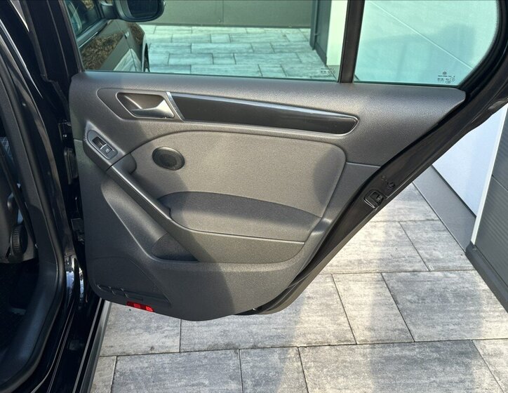 Volkswagen Golf Hatchback 2,0 l 155 kw