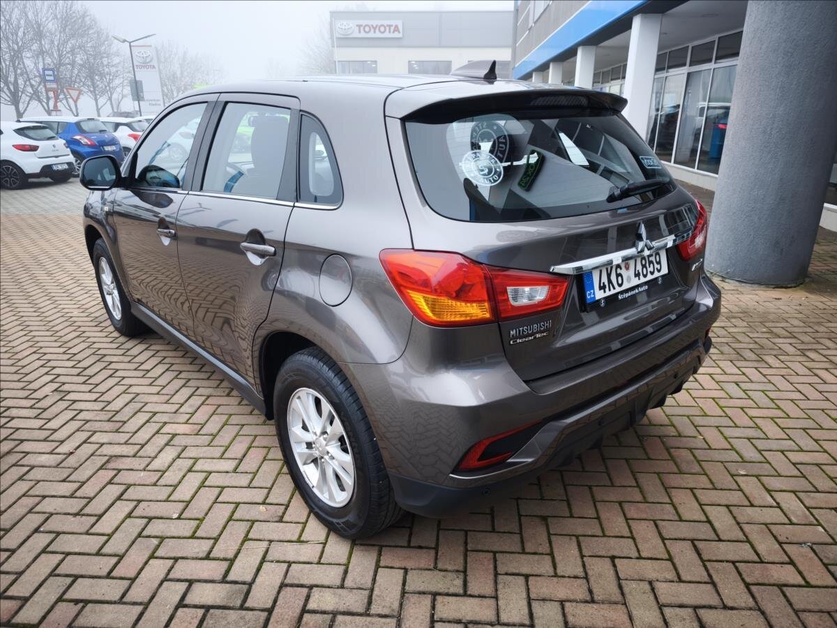 Mitsubishi ASX SUV 1,6 l 86 kw