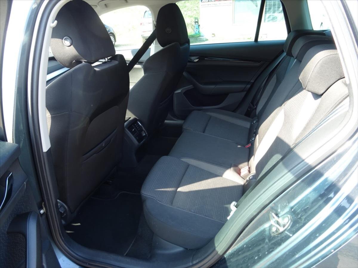 Škoda Octavia Kombi 999,0 81 kw