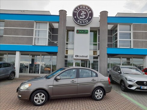Hyundai Accent Sedan / Limuzína 1,4 l 71 kw