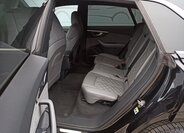Audi Q8 13