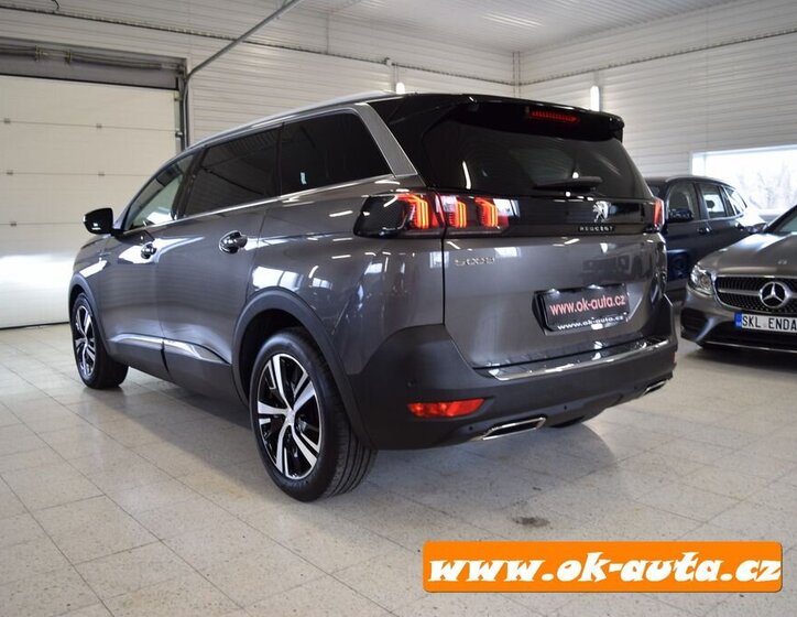 Peugeot 5008 MPV 1,5 l 96 kw