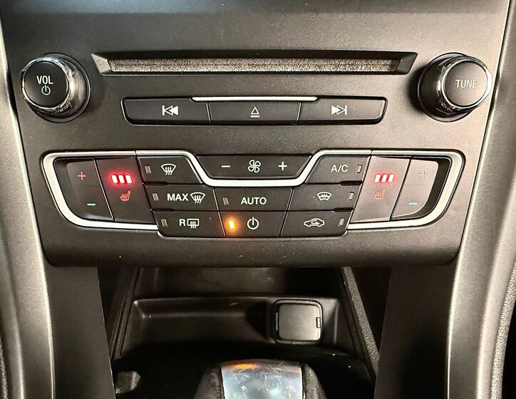 Ford Mondeo Kombi 2,0 l 132 kw