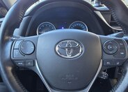 Toyota Corolla Sedan / Limuzína 1,6 l 97 kw