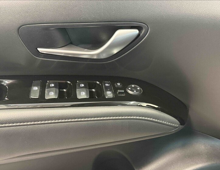 Hyundai Tucson SUV / Terénní 1,6 l 169 kw