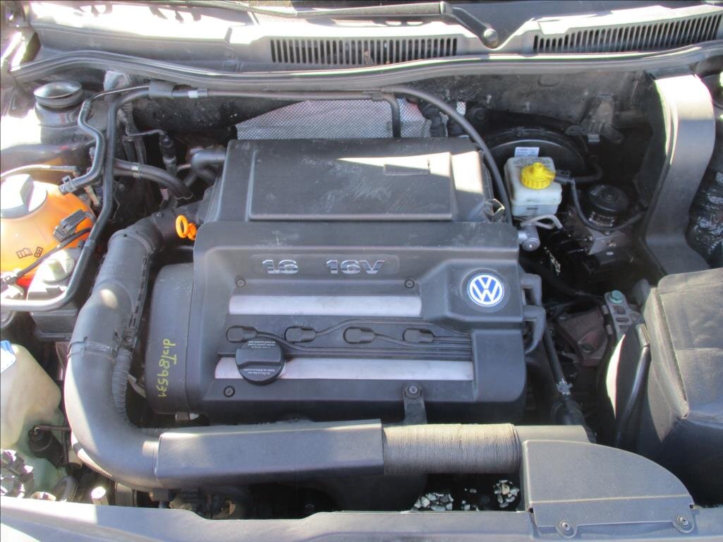Volkswagen Golf Hatchback 1,6 l 77 kw