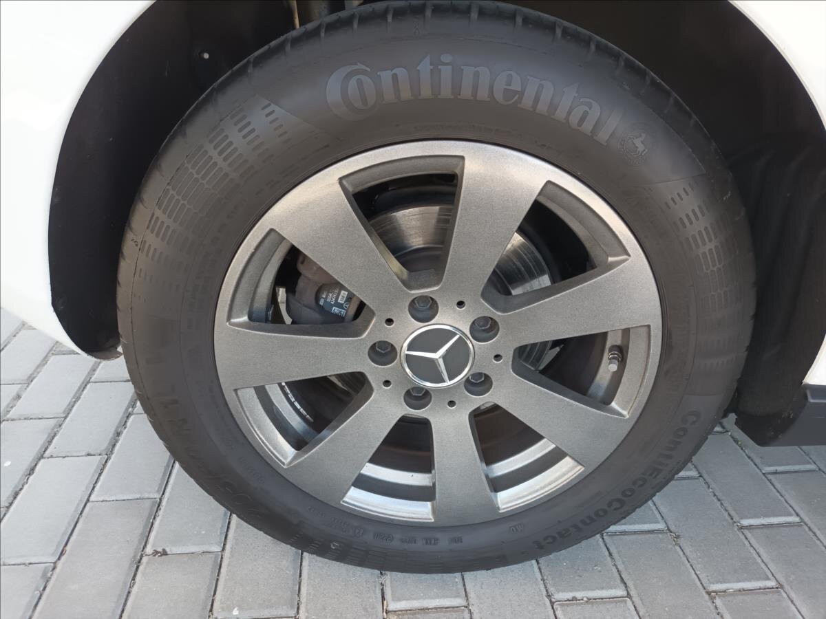 Mercedes-Benz Třídy A Hatchback 1,3 l 80 kw