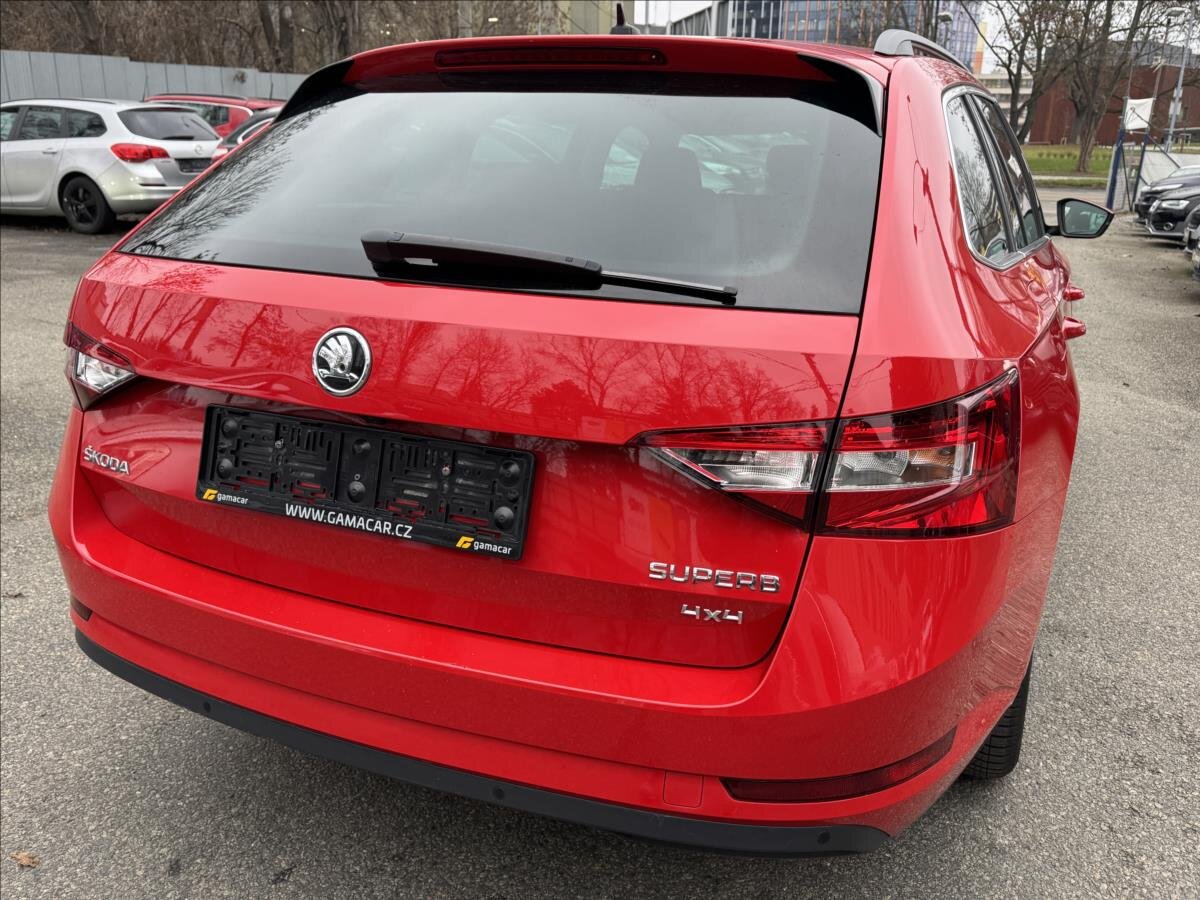 Škoda Superb Kombi 2,0 l 110 kw