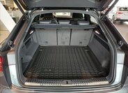 Audi Q8 SUV 3,0 l 210 kw