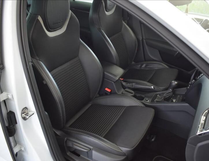 Škoda Octavia 14