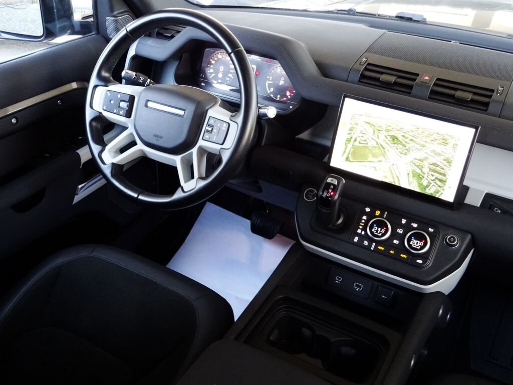 Land Rover Defender SUV / Terénní 3,0 l 221 kw