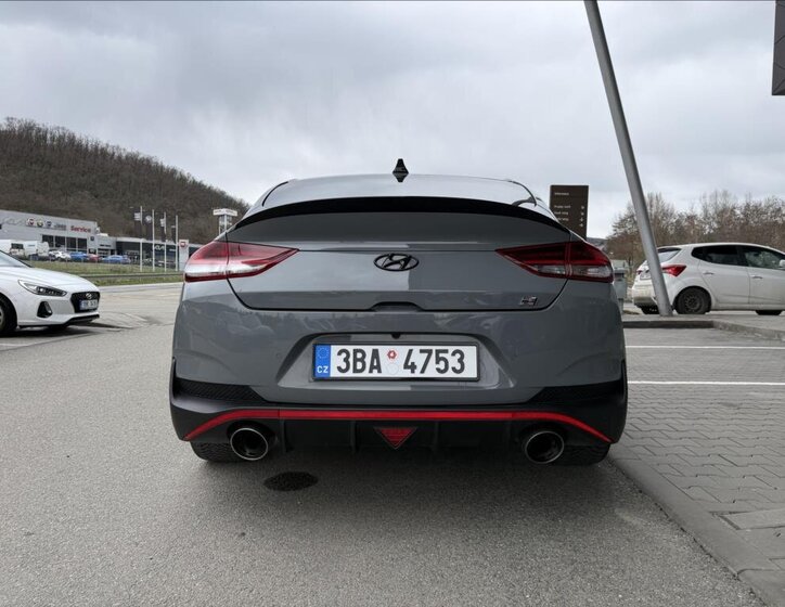 Hyundai i30 Liftback 2,0 l 206 kw