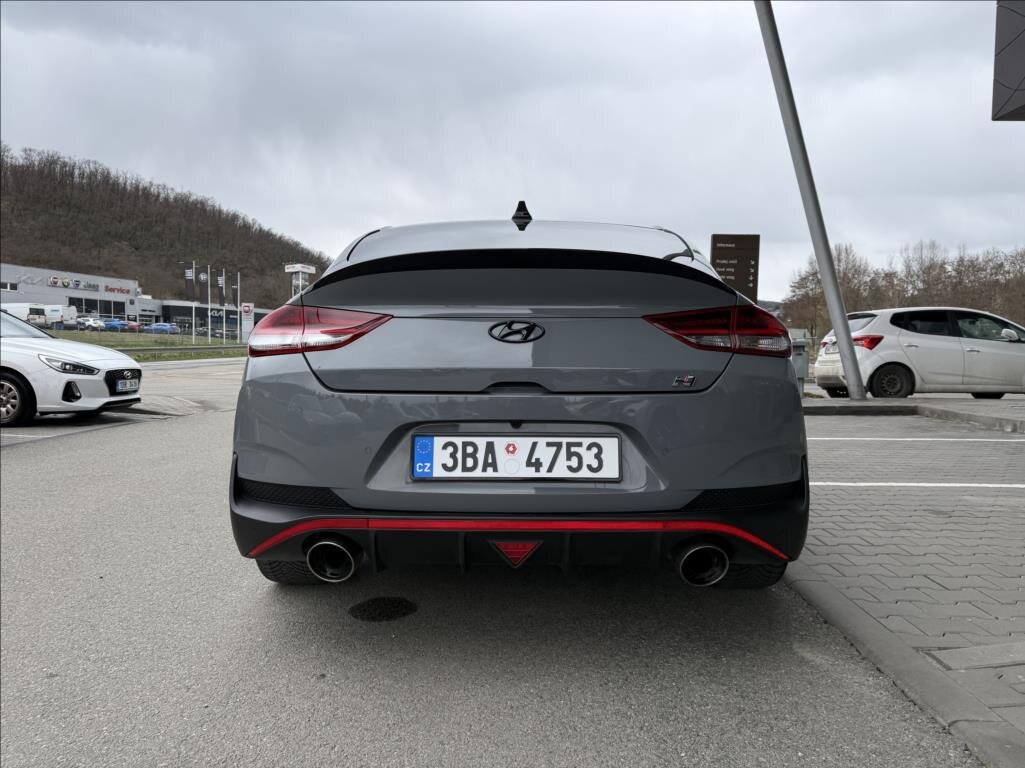 Hyundai i30 Liftback 2,0 l 206 kw