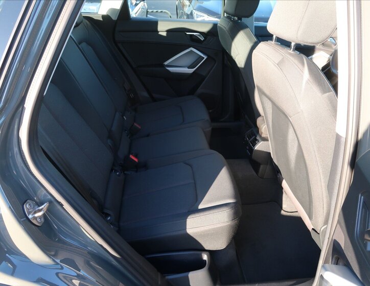 Audi Q3 SUV 2,0 l 110 kw