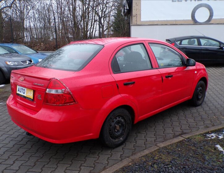 Chevrolet Aveo Sedan 1,2 l 53 kw