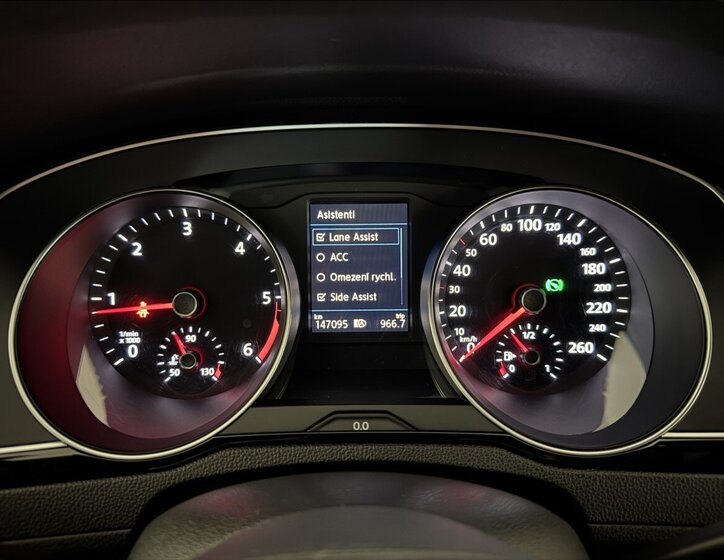 Volkswagen Passat Kombi 2,0 l 110 kw