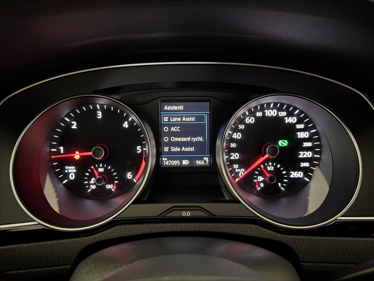 Volkswagen Passat Kombi 2,0 l 110 kw