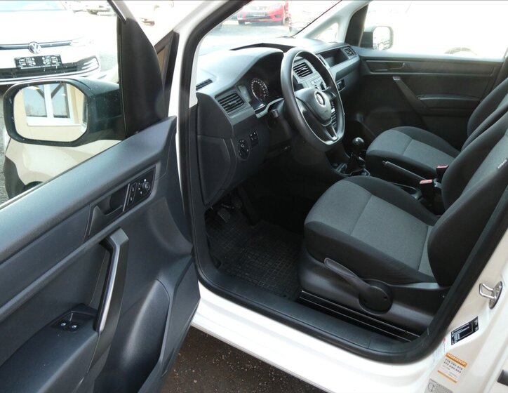 Volkswagen Caddy Skříň 2,0 l 75 kw