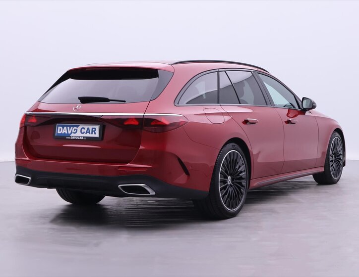 Mercedes-Benz Třídy E Kombi 2,0 l 145 kw