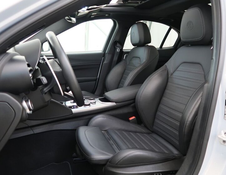 Alfa Romeo Giulia Sedan 2,0 l 206 kw