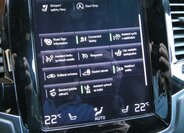 Volvo XC90 SUV / Terénní 2,0 l 228 kw